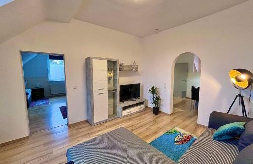 Solingen Apartment | Ideal Stay for 5 with Ocean Views and Workspace