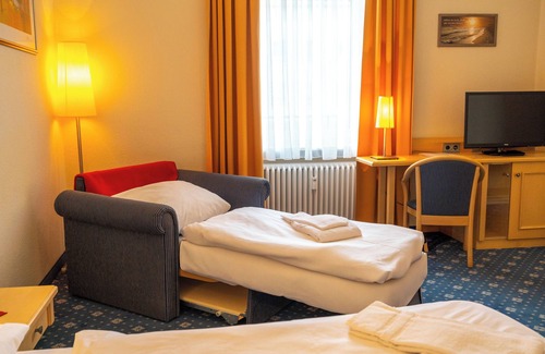 Regensburg Hotel | Top-Rated Bischofshof Braustuben with Family-Friendly Dining
