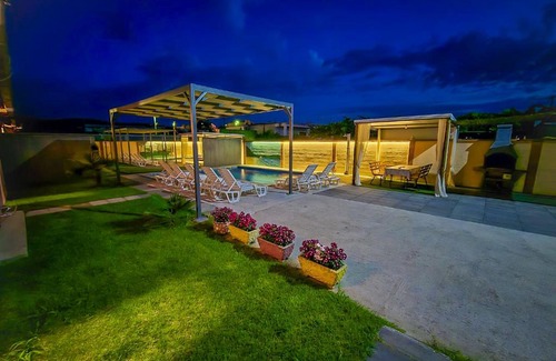 Blagaj House | Oceanfront Bise Resort: Guest Rated 9.8 with Pool Access