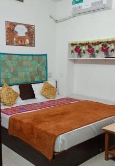 Jaisalmer House | Top-Rated Bishnoi Guest House: Child-Friendly Comfort