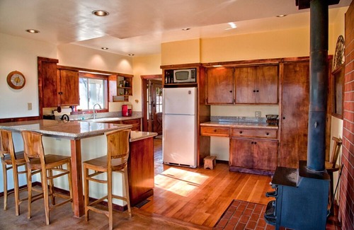 West Bishop Other | Bishop Farmhouse, Sits on 1 acre, Peaceful and relaxing.