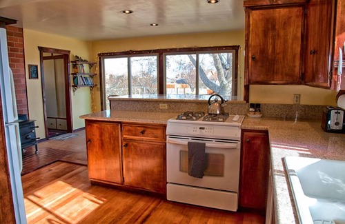 West Bishop Other | Bishop Farmhouse, Sits on 1 acre, Peaceful and relaxing.