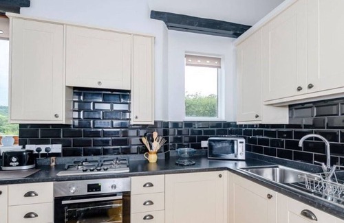 Fiddington House | Experience Comfort at Bishpool Farm Cottages - The Granary