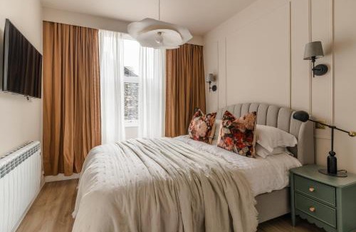 Bowness-on-Windermere Apartment | Georgian Elegance at Biskey Howe – Guest Rated 9.8/10
