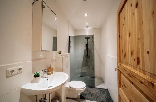 Bad Ems Apartment | Pet-Friendly Bismarck Apt with Beautiful Balcony Escape