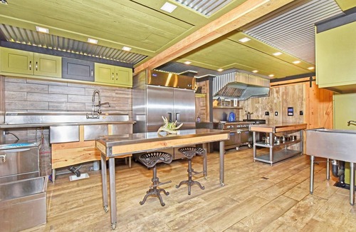 Lake George Cabin | ⛷⛰☀ Bison Peak Lodge ☀⛰⛷nPremier Rocky Mountain Wilderness Lodge on 37 Acres