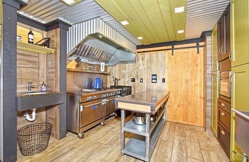 Lake George Cabin | ⛷⛰☀ Bison Peak Lodge ☀⛰⛷nPremier Rocky Mountain Wilderness Lodge on 37 Acres