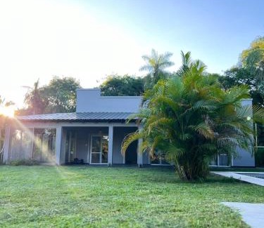 Corrientes House | Experience Comfort at Quinta con piscina Laguna Sur