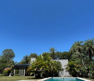 Corrientes House | Experience Comfort at Quinta con piscina Laguna Sur