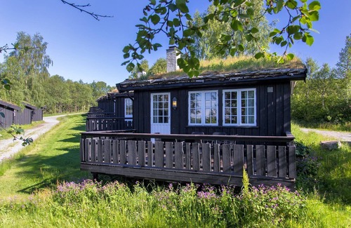 Beitostolen Cabin | Bitigrenda L: Family-Friendly Retreat with Breakfast Included