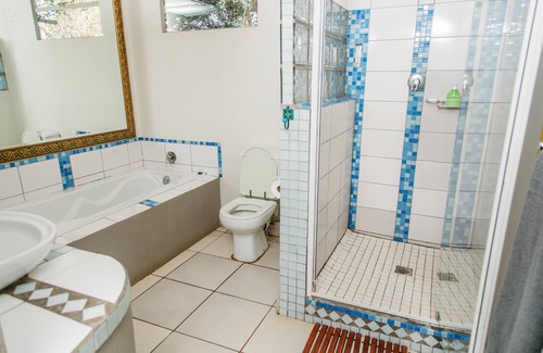 Mkuze Bed & Breakfast | Exceptional Biweda Nguni B&B: Pool, Restaurant & More