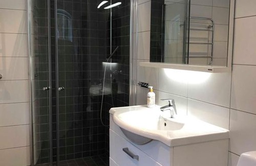 Nol House | Family-Friendly Retreat at Björsjödal Lake House - 4 Stars