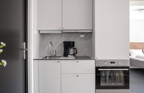 Stavanger Apartment | Pet-Friendly Stay at Frogner House - Sirkus Renaa