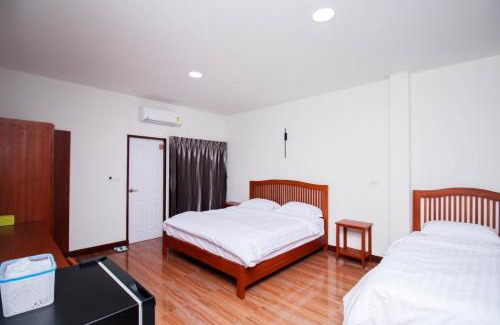 Mae Sariang Hotel | Family-Friendly BK Hotel: Guest Rated 10/10 for Comfort