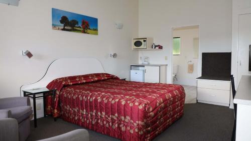 Pukekohe Hotel | Discover Bk's Counties Motor Lodge: Family-Friendly Retreat