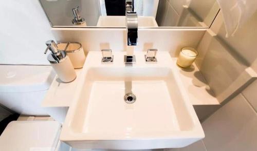 Republica Apartment | Modern Duplex with High-Speed Internet and Great Views