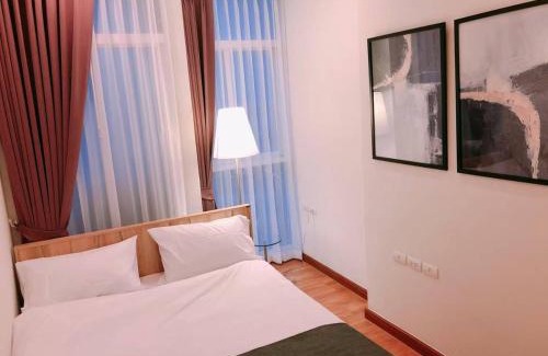 Bang Na Apartment | BKK Downtown2min walk toBTS
