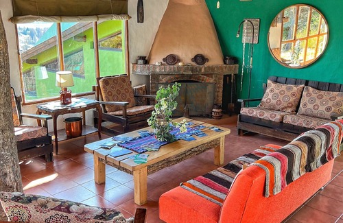 Macrozona Meseta Cerro Calafate Hotel | Outstanding BLA Lodge: Spa, Breakfast & Family-Friendly Stay