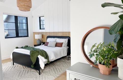 San Luis Obispo House | Relax at Black Barn Ranch: Pool & Hot Tub Near Downtown