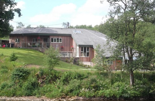 Newcastleton Bed & Breakfast | Guest Rated 9.6: Black Burn Lodge B & B - Child Friendly Stay