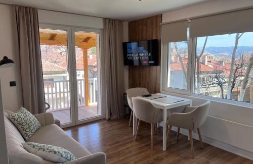 Dragijevo Apartment | Guest Rated: 10/10 at Black Cat Apartment for Families