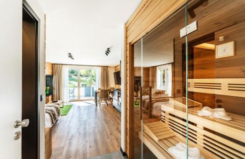 Schluchsee Apartment | Relax in Black Forest Apartment Bärenhöhle with Sauna