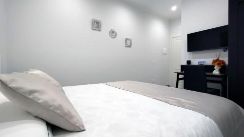 San Giorgio a Cremano Bed & Breakfast | Black Horse