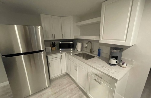 Scarborough Apartment | Family-Friendly Black Point Beach Bungalow Retreat