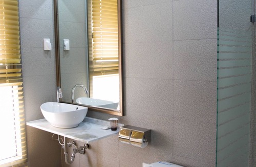 Jocheon Hotel | Comfortable Stay at Black Sands Hotel with Great Amenities