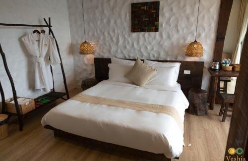 Sa Pa Cabin | Experience Black Ship Sapa: Oceanfront Oasis with Pool