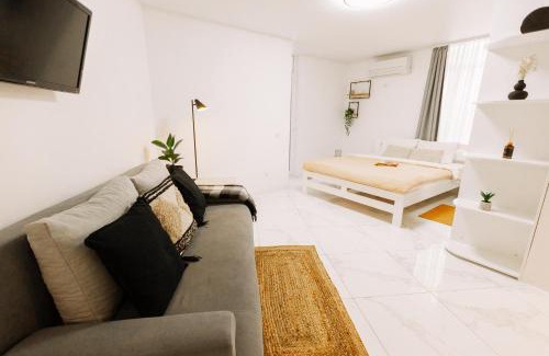 Ternopil Apartment | Stylish Black&White Apartment in Kyiv - Family and Pet Friendly