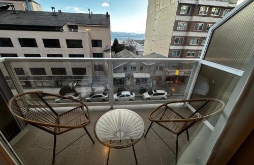 San Carlos de Bariloche Apartment | Delightful Blackbird San Martin - Family-Friendly Retreat