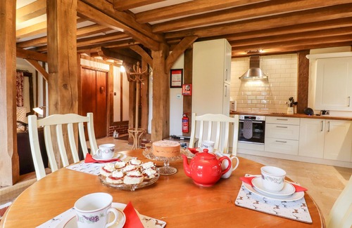 Etchinghill Cottage | Family-Friendly BLACKBIRD COTTAGE with Garden in Lyminge