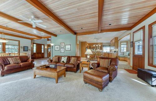 Redmond House | Blackbird Manor: Guest Rated 10/10 with Pool & Hot Tub