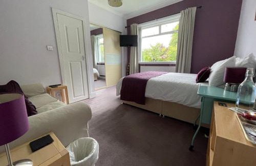 Ayr Bed & Breakfast | Pet Friendly Blackburn Villa B&B with Oceanfront Views