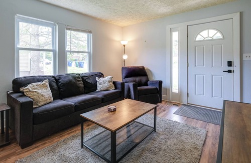 Kabrich Crescent House | Ideal Blacksburg Vacation Home by Virginia Tech Awaits!