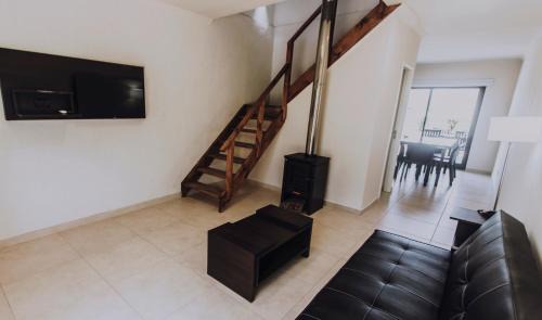 Calamuchita Valley Hotel | Discover Blackstone Country Villages with Pool & Ocean View