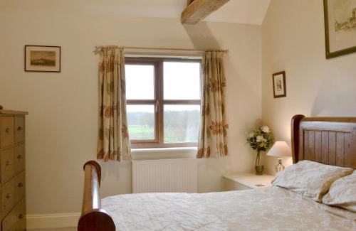Aubourn House | Discover Blackthorn Cottage: 4-Star, Pet-Friendly Retreat