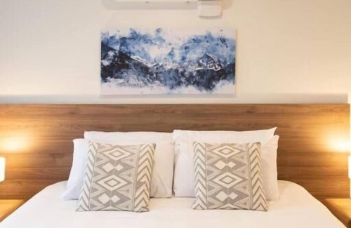 Blacktown Hotel | Cozy Stay at Blacktown Tavern with Family-Friendly Amenities
