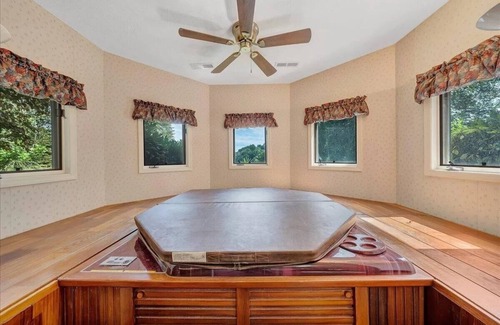 Wirtz House | Explore Blackwater Castle: Private Pool, Arcade & Hot Tub
