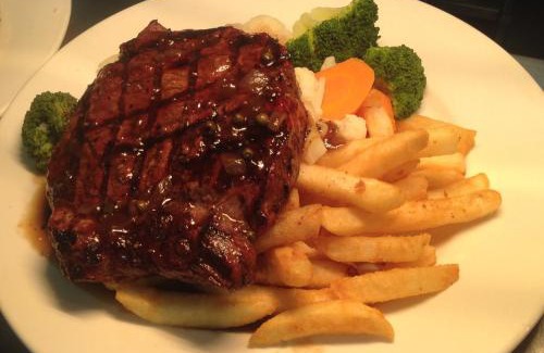 Blackwater Hotel | Comfortable Stay at Blackwater Hotel Motel with Pool Access