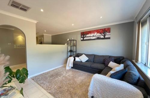 Hamilton Hill House | Child-Friendly Getaway at Blackwood Stays – Rated 8.8/10