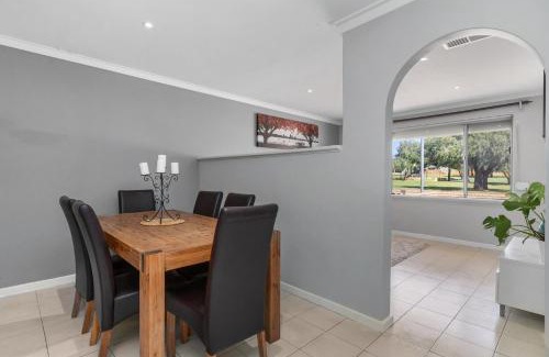 Hamilton Hill House | Child-Friendly Getaway at Blackwood Stays – Rated 8.8/10