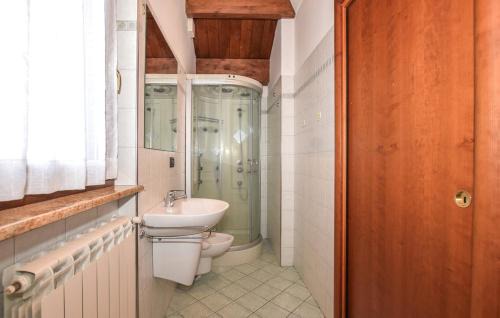 Bosconero Bed & Breakfast | Family-Friendly BLACKWOODHOME with Kitchen & Pet Amenities