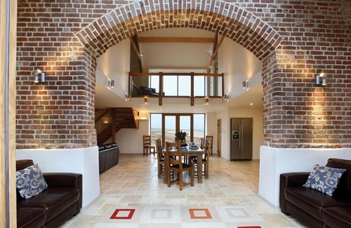Littlebredy House | Pet-Friendly Retreat at Blagdon Lower Barn Awaits You