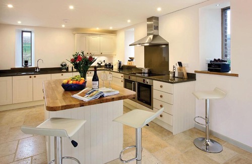 Littlebredy House | Pet-Friendly Retreat at Blagdon Lower Barn Awaits You