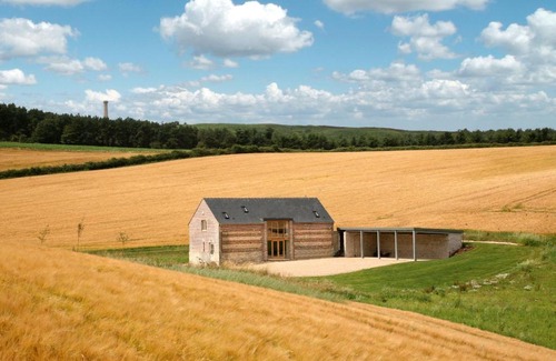 Littlebredy House | Pet-Friendly Retreat at Blagdon Lower Barn Awaits You