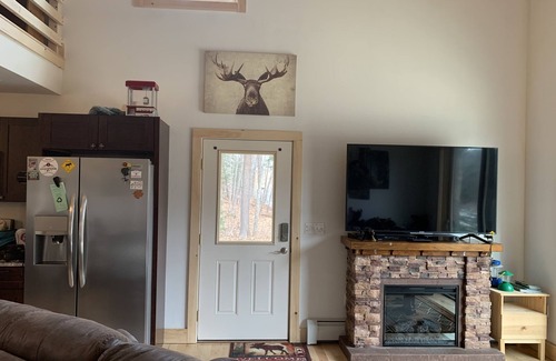Campton Cabin | Experience Blair Bridge Cabin by the Pemi River - Top Rated!