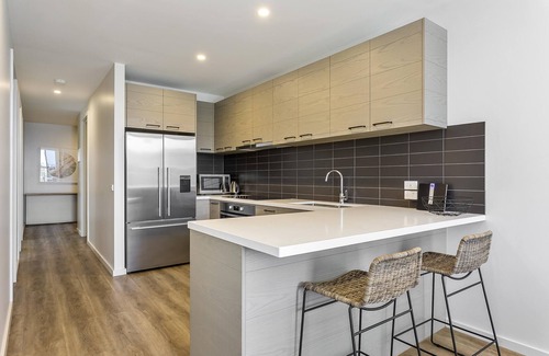 Blairgowrie Apartment | Newly Renovated Blairgowrie Apartment with Ocean Views