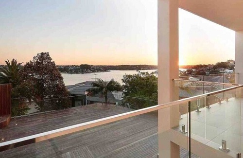 Blakehurst Other | Blakehurst · SYD Luxury cheerful water view holiday house